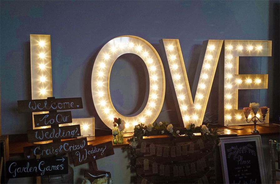 Lou Lou Loves Vintage set up at the Oxnead Wedding Show.